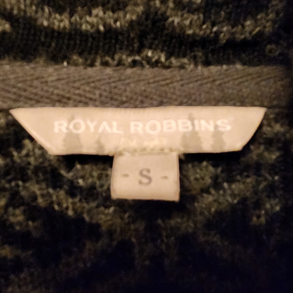 Gray And Black Patterned Flowy Button Up Sweater … - image 4